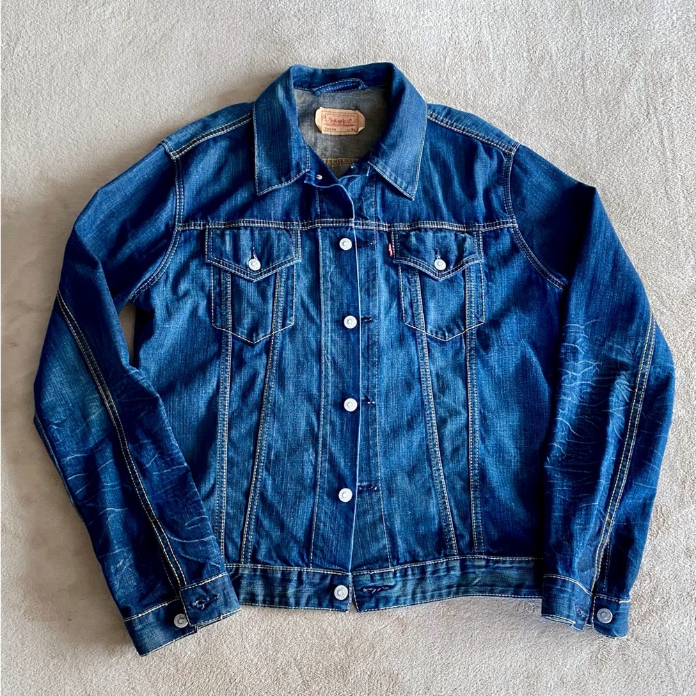 Levi’s European denim trucker jacket made in Brussels size Xl